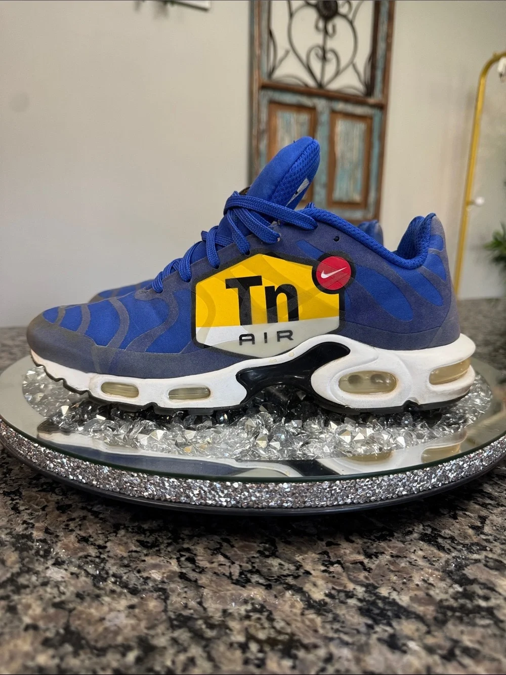 Nike TN Air Sneakers EUC 9.5